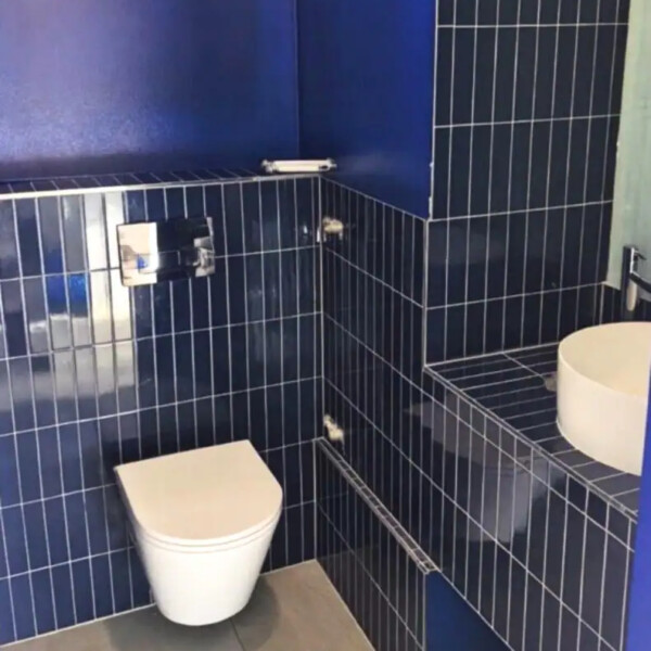 Adaptacija kupaonice Zagreb - ugradbeni vodokotlič, podne pločice, zidne pločice