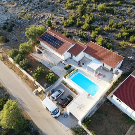 Solarna elektrana Zadarska županija, Huawei inverter, Trina paneli